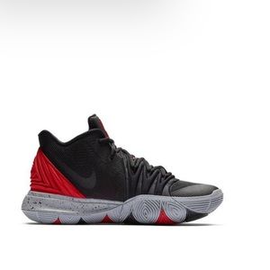 Nike Kyrie Irving 5 Men’s Basketball Sneakers